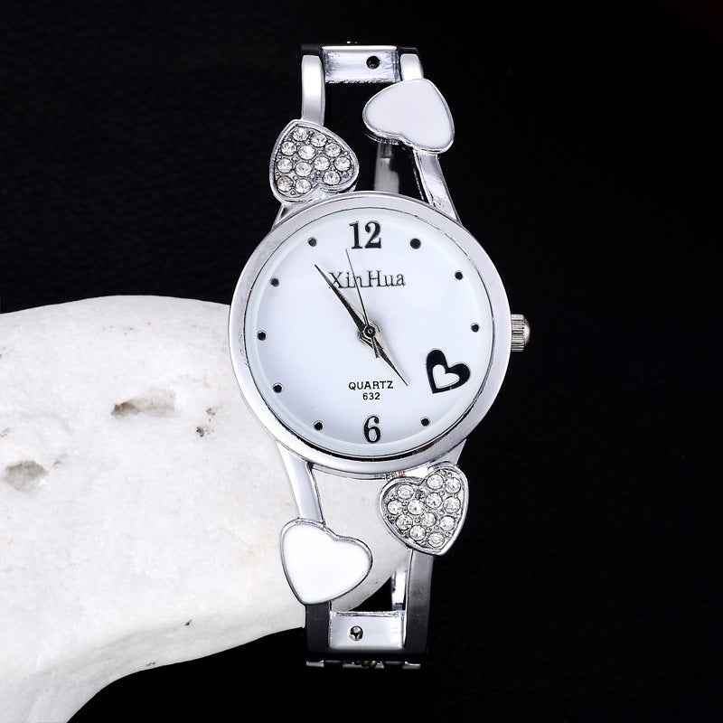 Petra store silver heart bracelet watch Set for Women with white dial and crystal heart accents, elegant fashion accessory